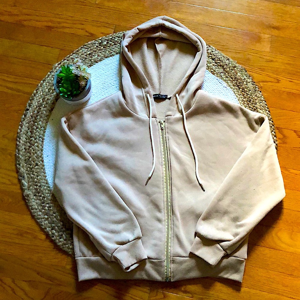 SHEIN XS cream sweatshirt